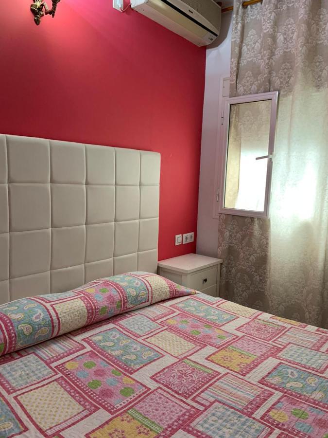 Hostal El Emigrante Dos Hermanas Buitenkant foto