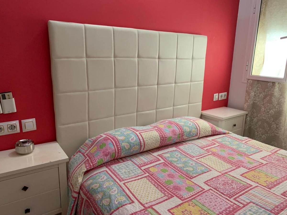 Hostal El Emigrante Dos Hermanas Buitenkant foto