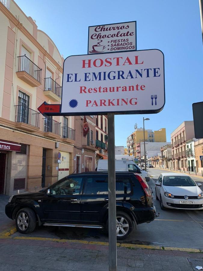 Hostal El Emigrante Dos Hermanas Buitenkant foto
